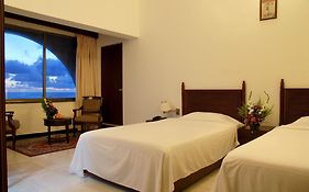 Paradise Isle Beach Resort